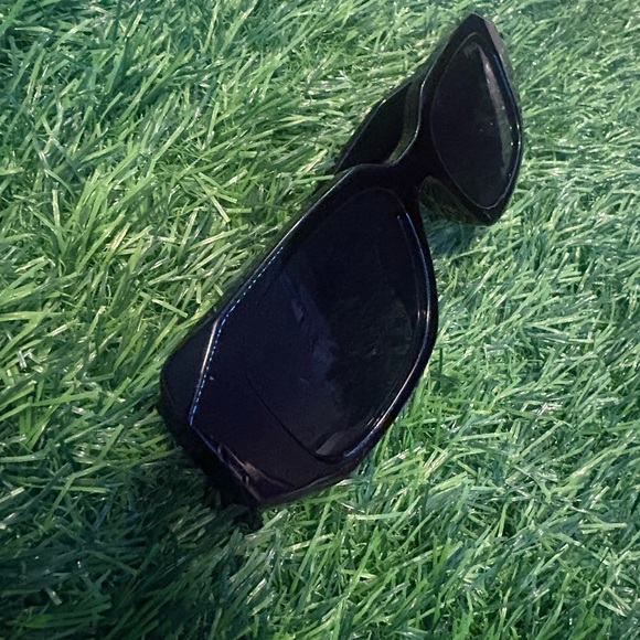 Prada Black Glasses Case - Picture 9 of 10